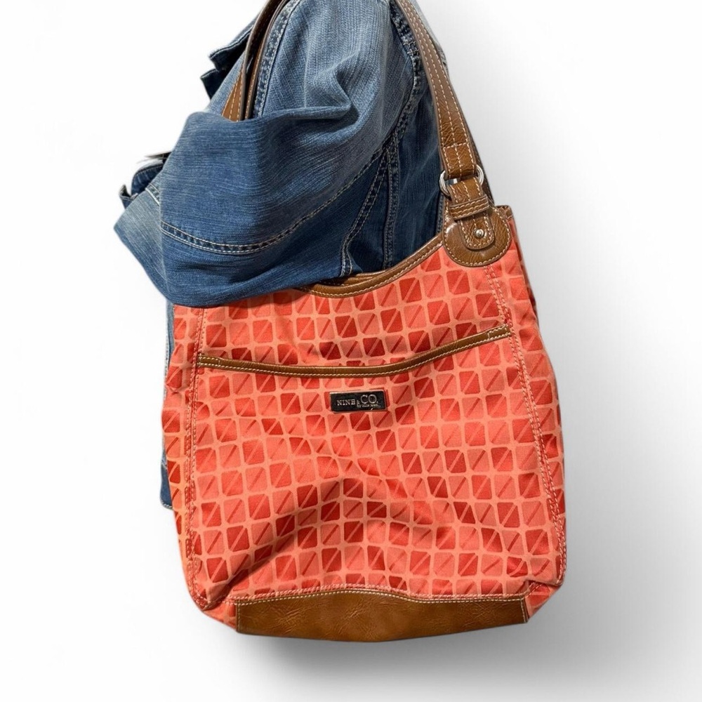 Vintage nine&co salmon shoulder bag